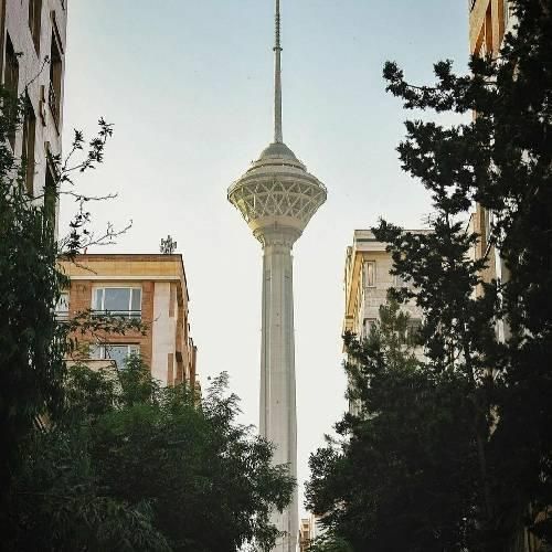 دانلود آهنگ گفتم که می مونم به پات اما… تو راه رفتن رو نشون دادی  امیر کا