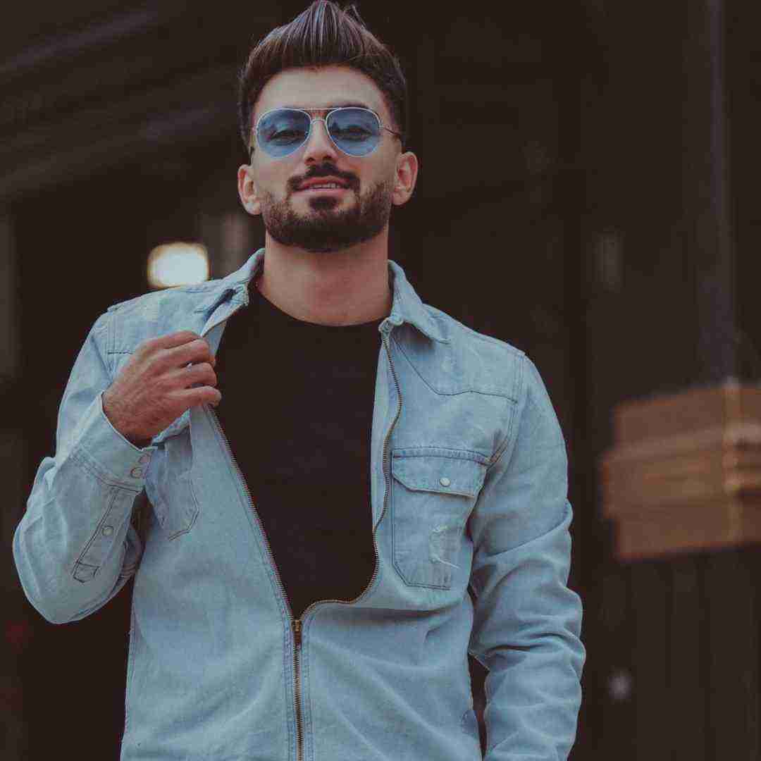 دانلود آهنگ فقط برام سردرده گردنبند یادگاریش طناب مرگه رامین تجنگی