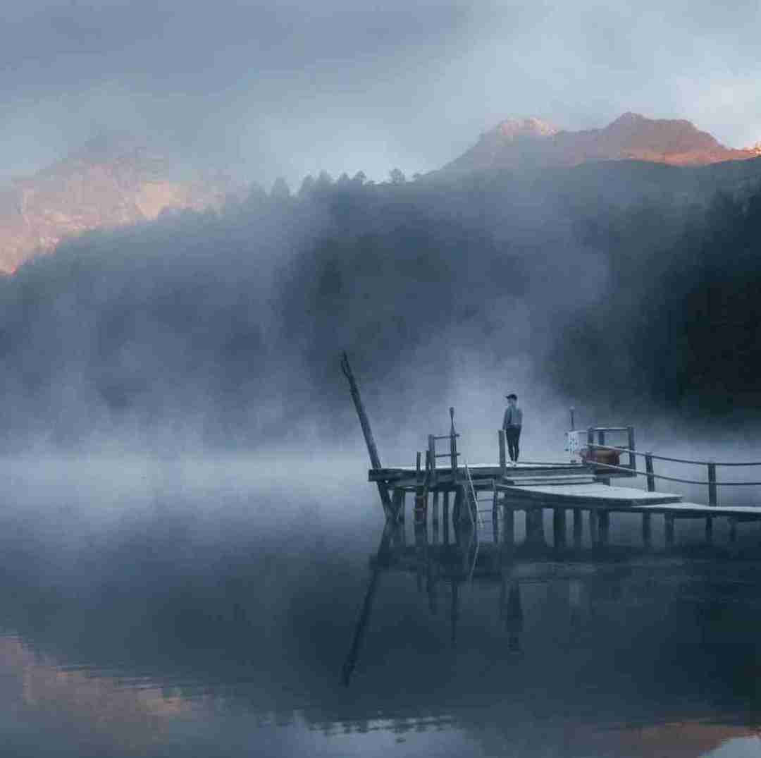 دانلود آهنگ فرشته بودی واسه کارای بدم چهار صبح با خودم میگقتم 