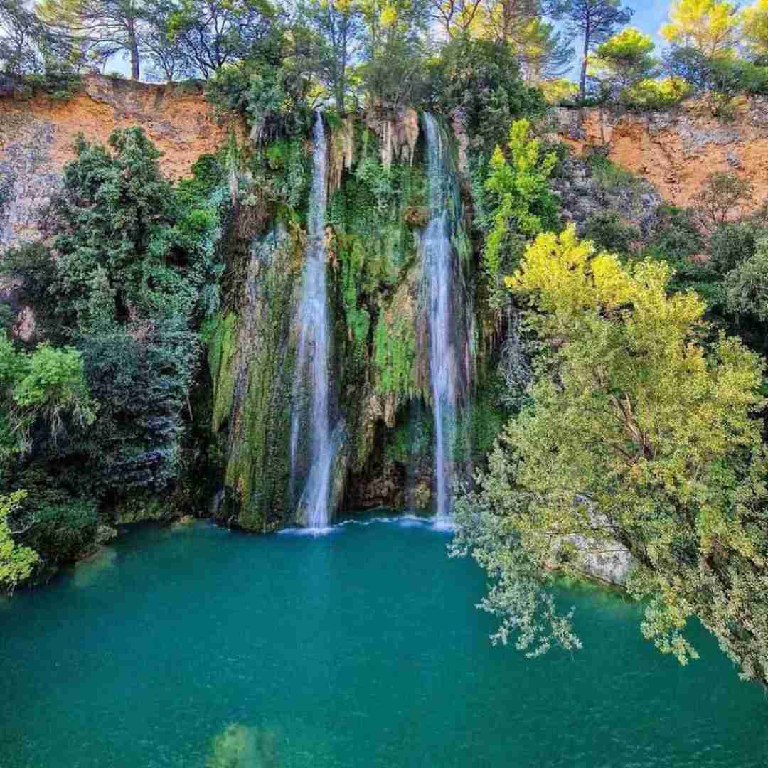 دانلود آهنگ میگه دوباره شاید اون تورو ببینه اون بریده از همه