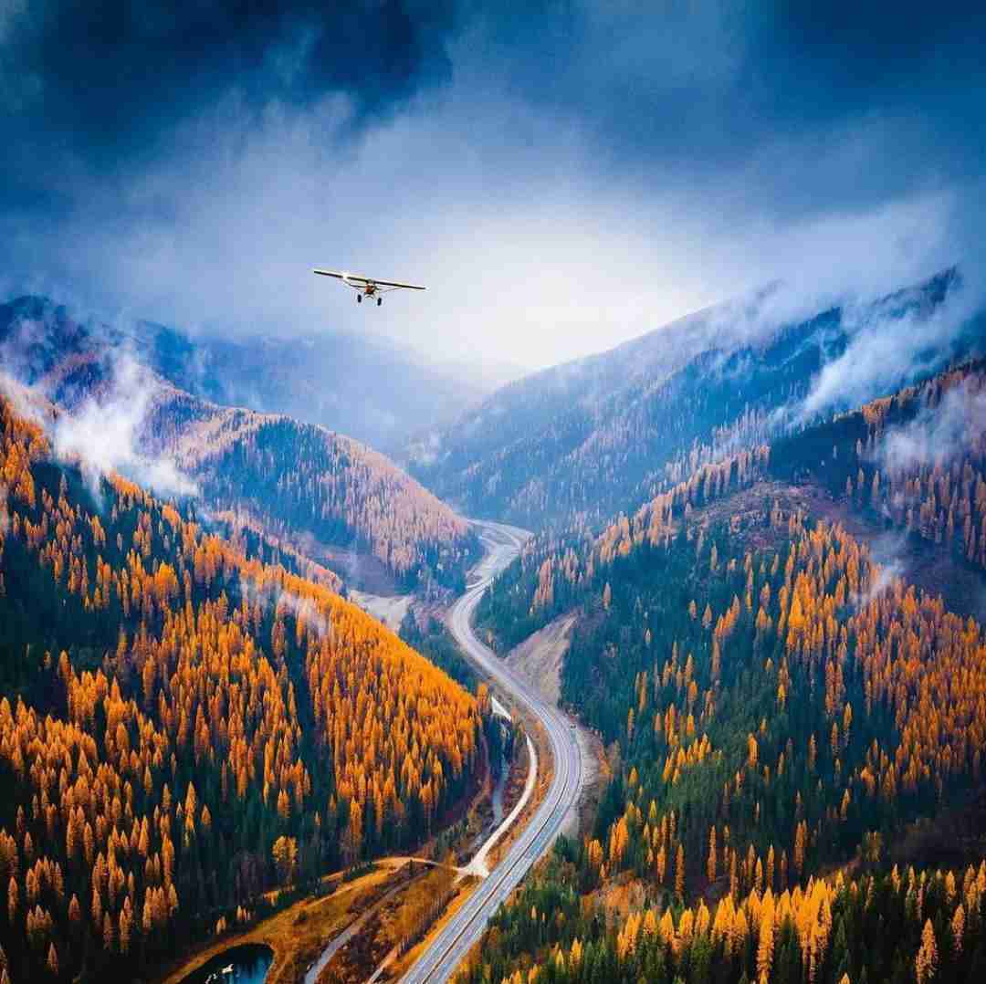 دانلود آهنگ کار میکنیم پول درمیاریم آخ پول جونم پول 