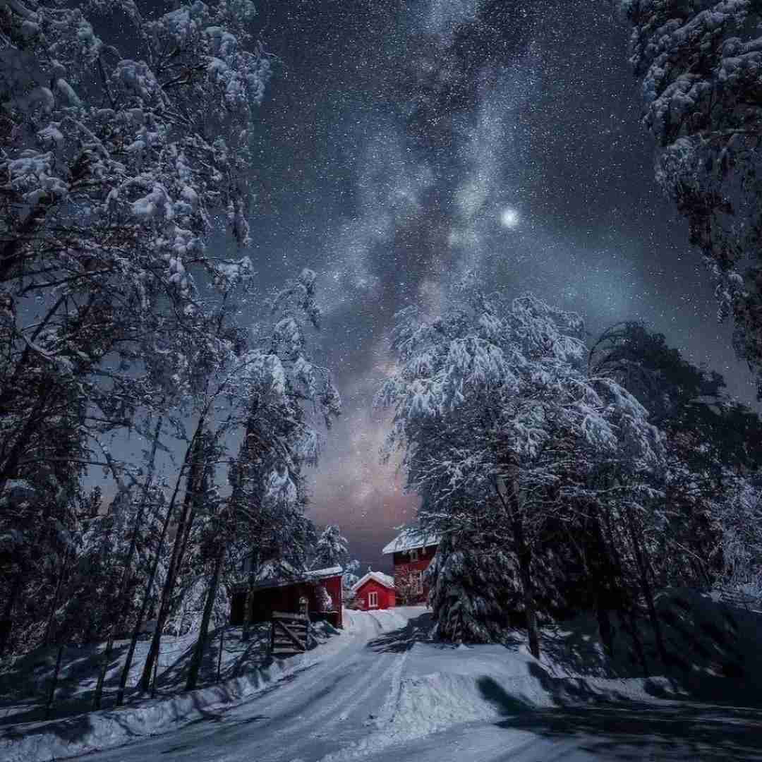 دانلود آهنگ هنوز یادمه شب رفتنت گفتم نرو بمون بی تو سختمه 