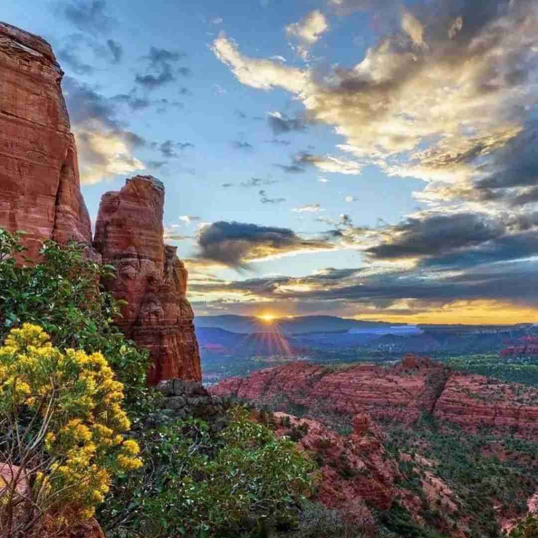 دانلود آهنگ اون فکر میکنه داره راه منو میره حسودیش شده 