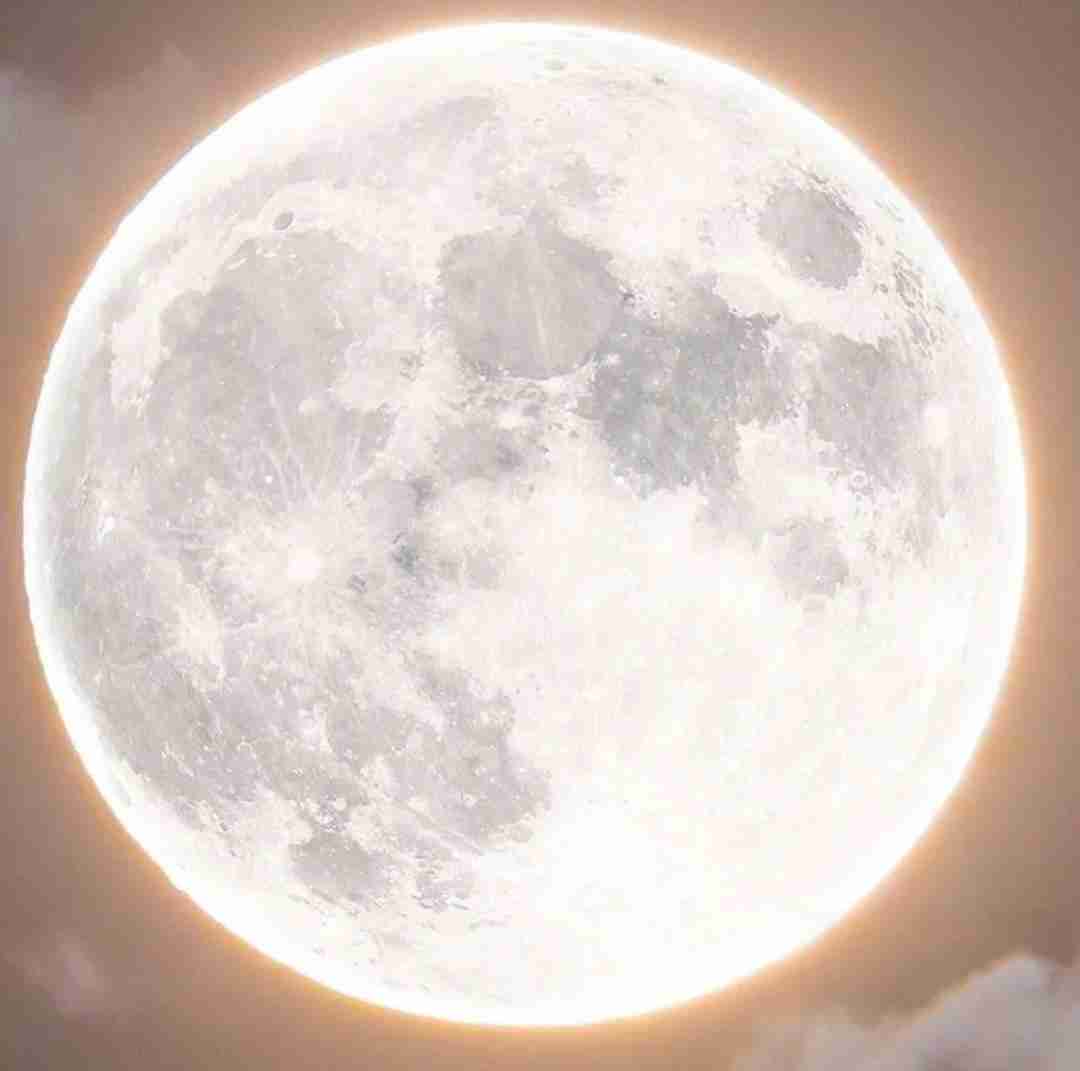 دانلود آهنگ حالا تخم مرغ رنگی بدم دستت دم عیدی گرفت رقصت