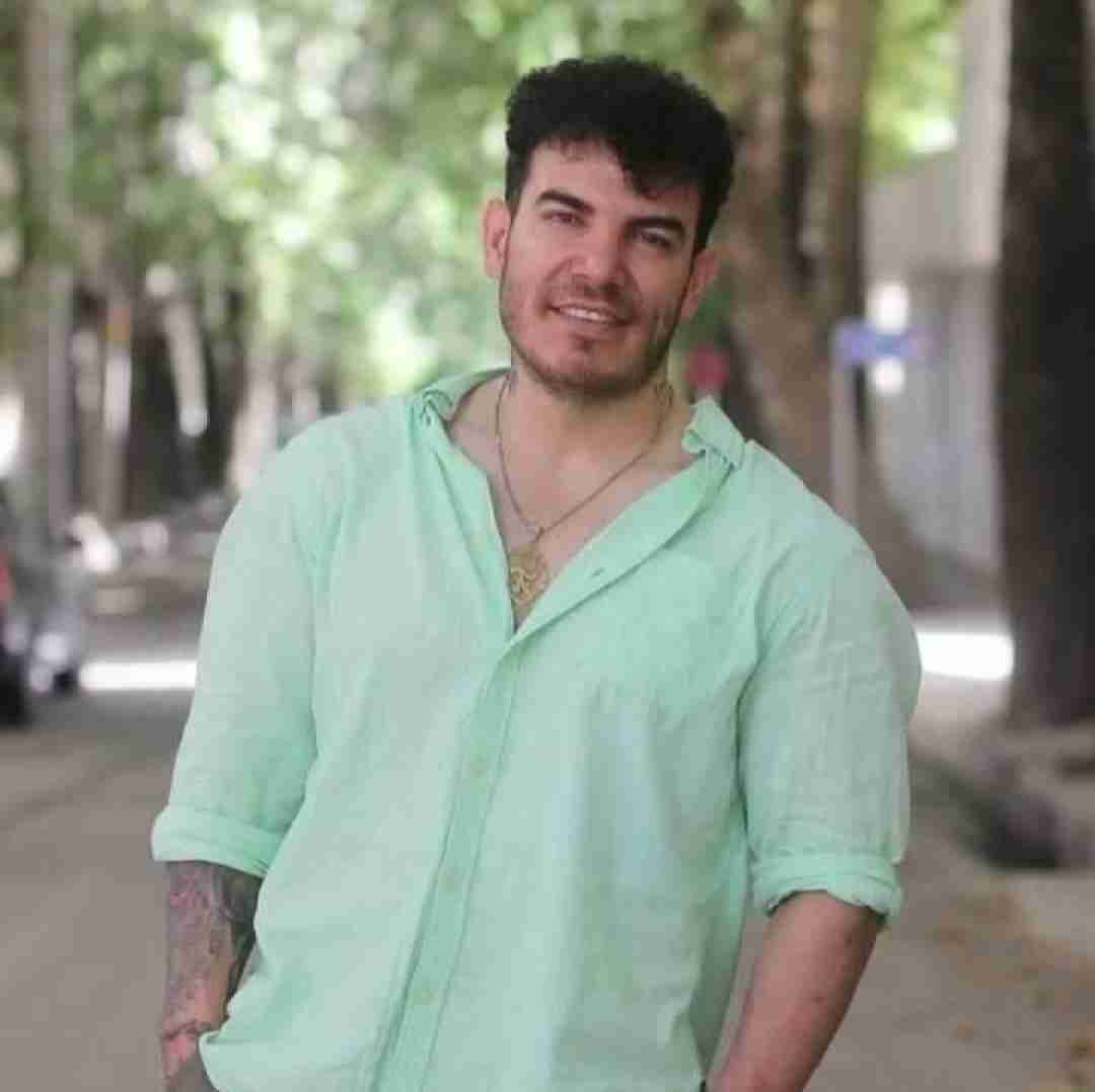 دانلود آهنگ دلم‌ تنگ بیه ارا جنگ خویی فرهاد فرهادی