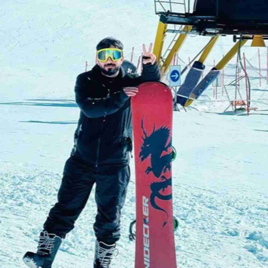 دانلود آهنگ سبک سنگین پیک میزنم سلامتیش رامین تجنگی