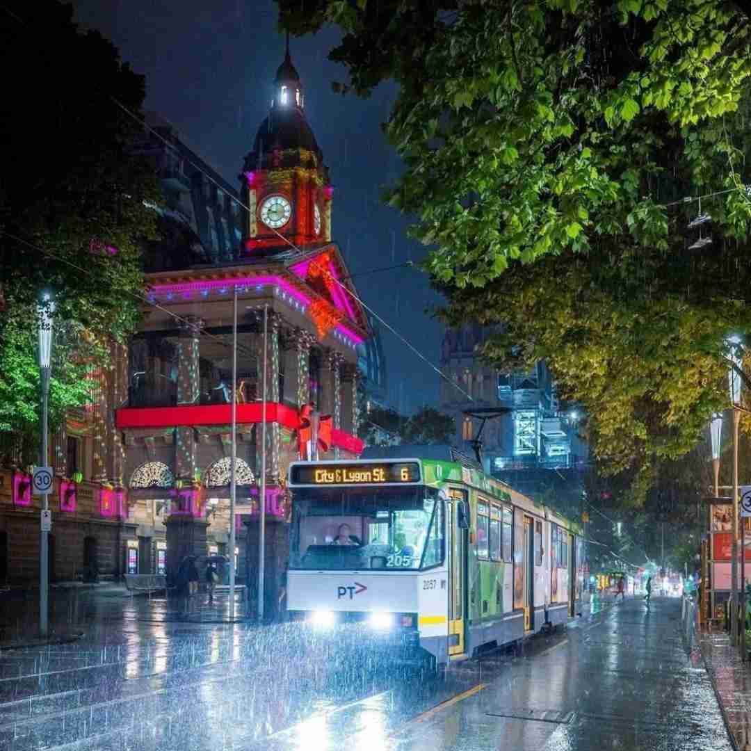 دانلود آهنگ تو به جای منم داری زجر میکشی یکی عاشقته که تو عاشقشی 