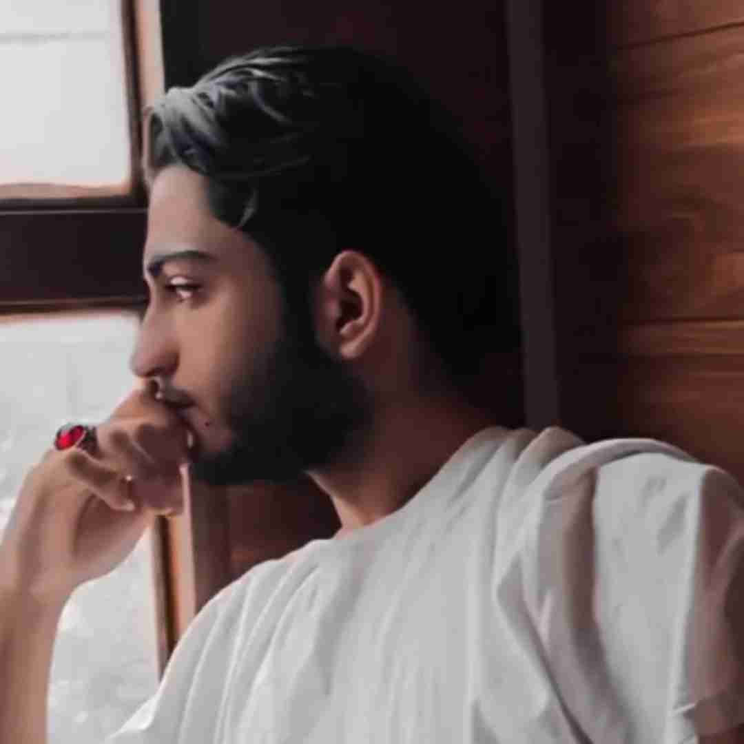 دانلود آهنگ قلب بیچارم و ناو دسد بی مهیار عبدی