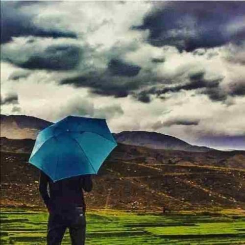 دانلود آهنگ چشمام به آسمونه به حرکت ابر و باد و بارونه ورژن ایرانی 