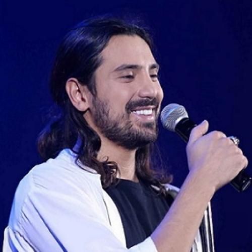 دانلود آهنگ چه قد مهربونی تو به آرزو هام منو میرسونی امیر عباس گلاب