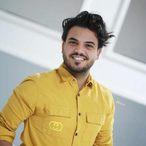 دانلود آهنگ من کنارتم امید افخم