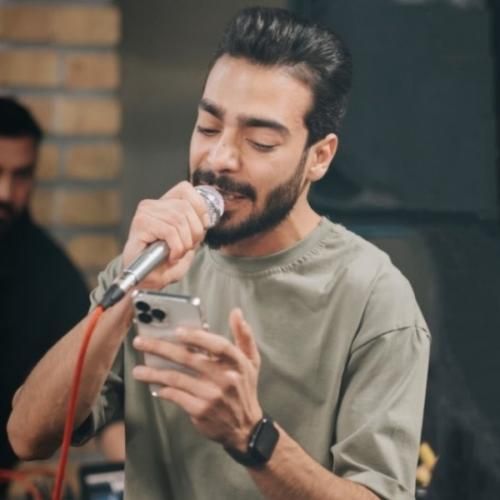 دانلود آهنگ موج دریا تو چشات میره دلم با خنده هات علی جوادزاده