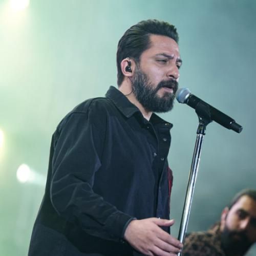 دانلود آهنگ وقتی دوری کلافه میشم از همه هرجا میرم هوای برای من روزبه بمانی