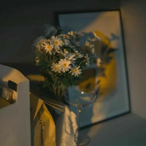 دانلود آهنگ نگاه بهت سخته حتی برای یه لحظه اشتباه محضه 