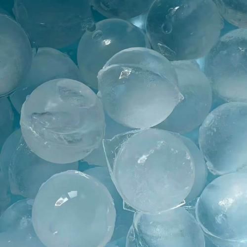 دانلود آهنگ نریا میشم عصبیا چشماتو نبند روم و نرو سمت عوضیا 