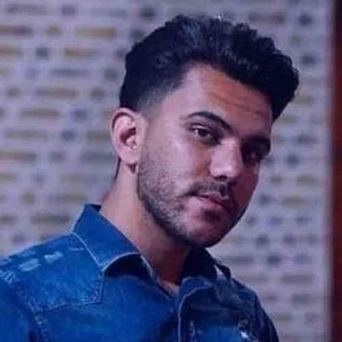 دانلود آهنگ دیه لباسات بو منه نداره میگم اونم قد مه دوست داره پیام عباسی