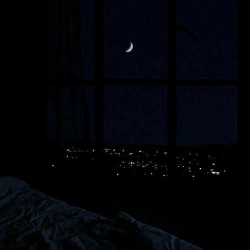 دانلود آهنگ وصله نگات به من ستاره رو تنت انداخته برق 