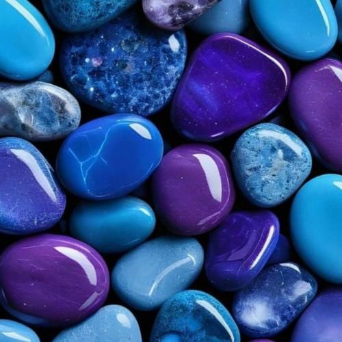 دانلود آهنگ حالا به این عشقا نی اعتباری ولی ما باهم آینده داریم 