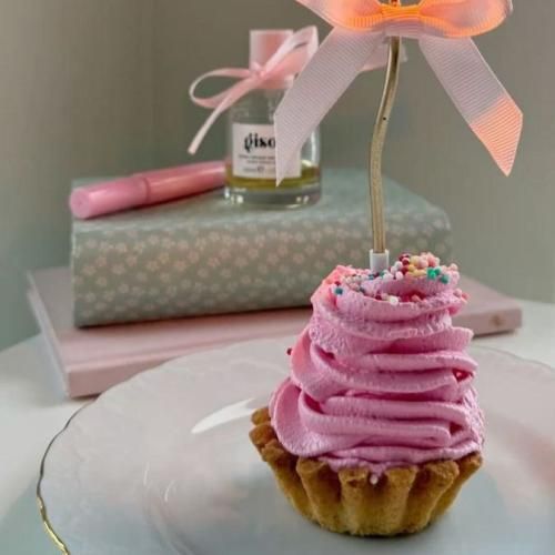 دانلود آهنگ طاقت ندارم تنت معتادمه نگو باور ندارم