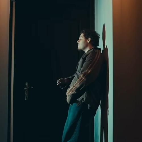 دانلود آهنگ دیروقت آرون