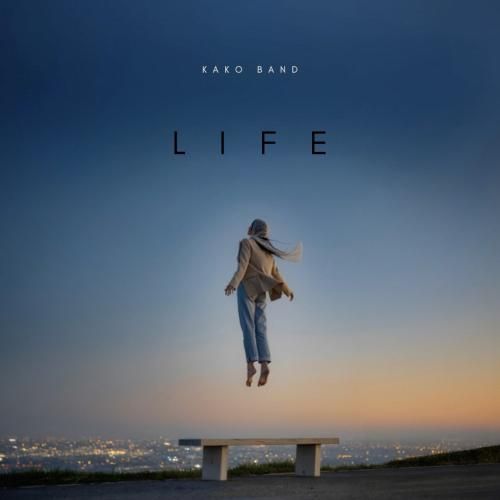 دانلود آهنگ جدید لایف از کاکو بند