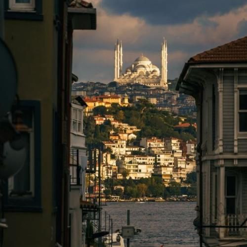 دانلود آهنگ چشمت سیاه بود مثل آیندمون مثل ایران بود