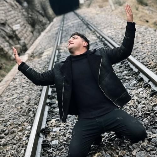 دانلود آهنگ ترسم بمرم علی عزیزپور