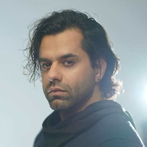 دانلود آهنگ جدید همه عزادار سر به گریبون مردا سر دار از رضا بهرام