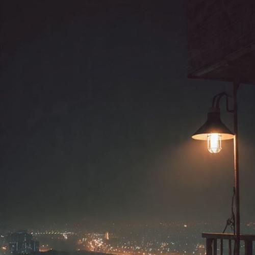 دانلود آهنگ یه جوری منو ببوس انگار دفعه آخره انگار فردا